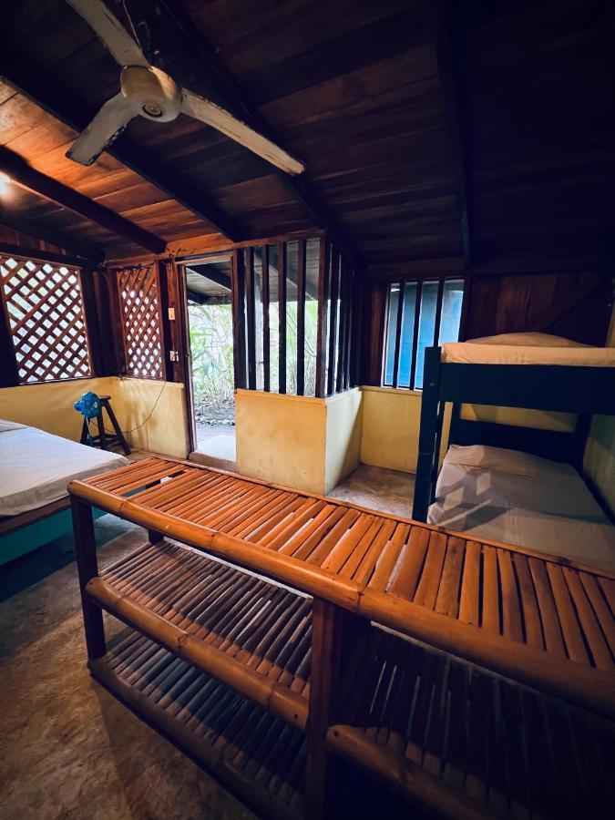 Hotel Puerto Viejo - Estd 1939 Puerto Viejo de Talamanca Bagian luar foto