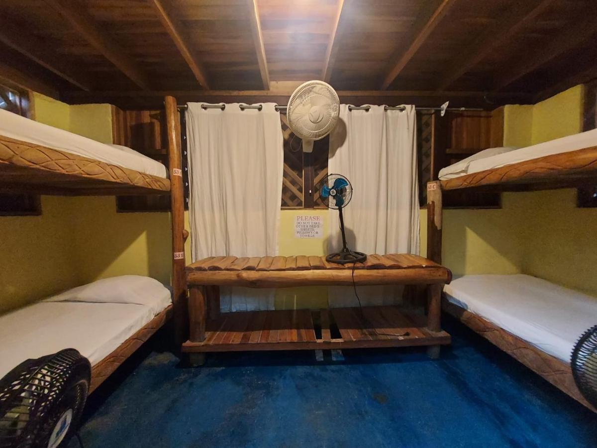 Hotel Puerto Viejo - Estd 1939 Puerto Viejo de Talamanca Bagian luar foto