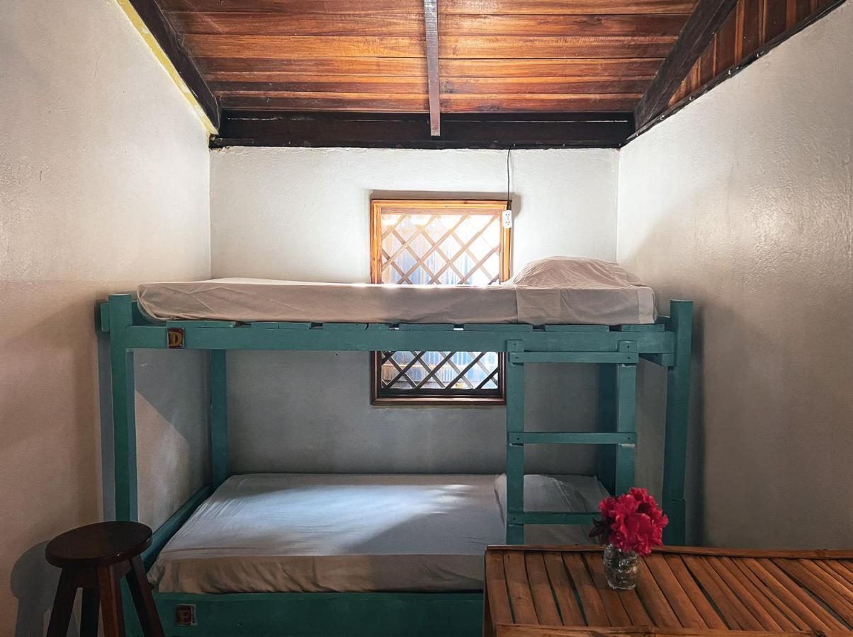 Hotel Puerto Viejo - Estd 1939 Puerto Viejo de Talamanca Bagian luar foto