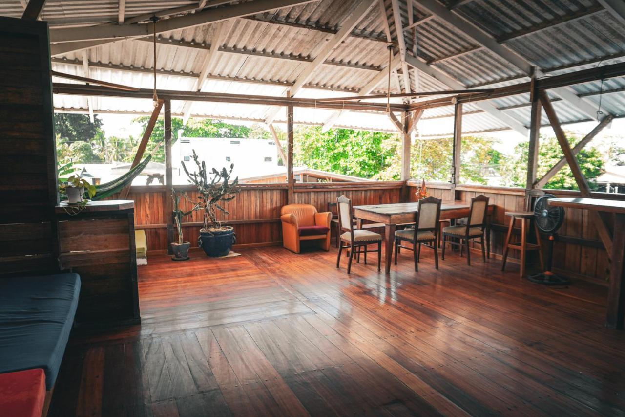 Hotel Puerto Viejo - Estd 1939 Puerto Viejo de Talamanca Bagian luar foto